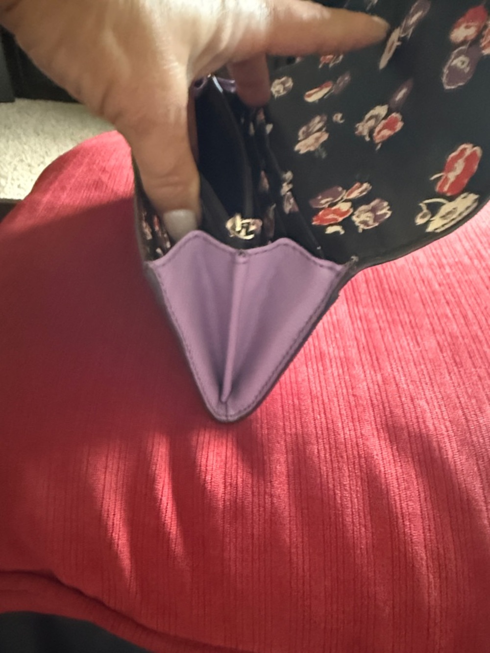 Coach large wallet/clutch , lavender , great condition! - Picture 5 of 7